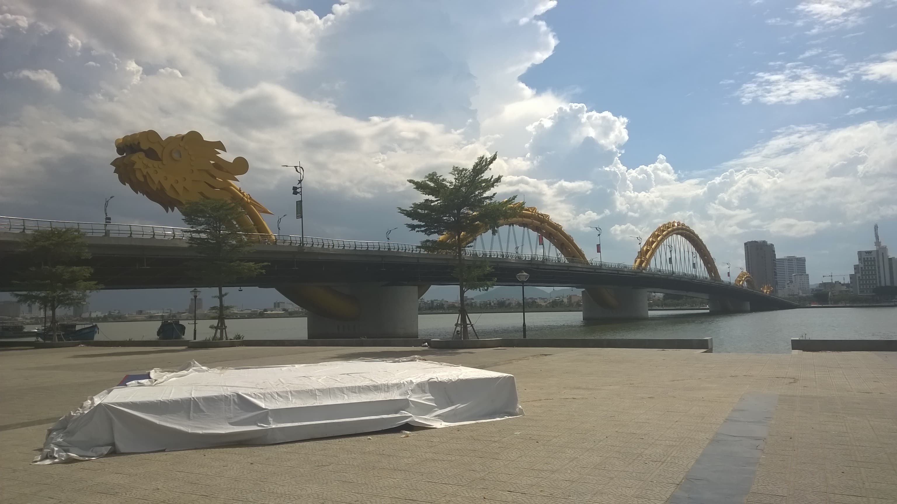 Dragon Bridge over the Han River in Da Nang, lit at dusk